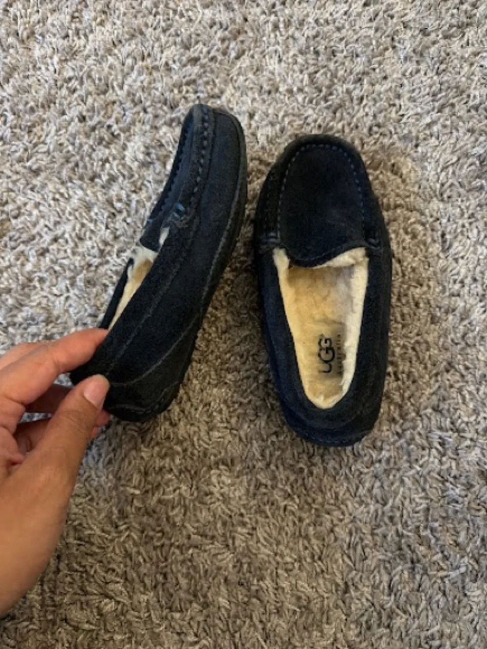 UGG Kids' Dakota Slippers